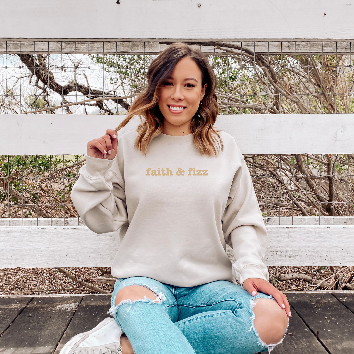 Arbonne Faith & Fizz Crewneck